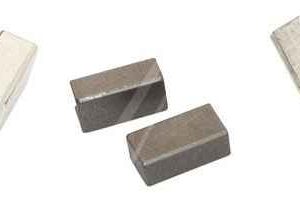 Robotgép, mixer alkatrész. 1pár Szénkefe Bosch MUM robotgépekhez ew04667