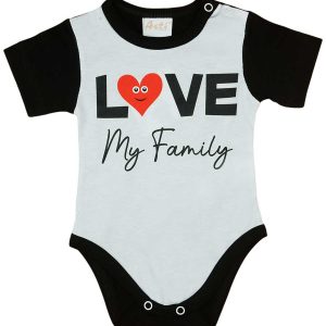 "Love my family" feliratos rövid ujjú baba body fekete