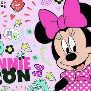 Disney Minnie She is iconic tányéralátét 43x28 cm