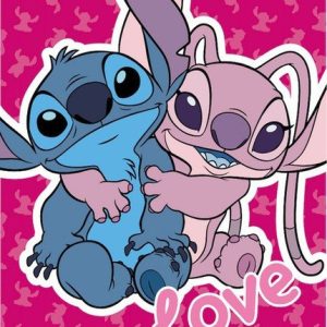 Disney Lilo és Stitch, A csillagkutya Kiss, Love fürdőlepedő, strand törölköző 70x140 cm (Fa